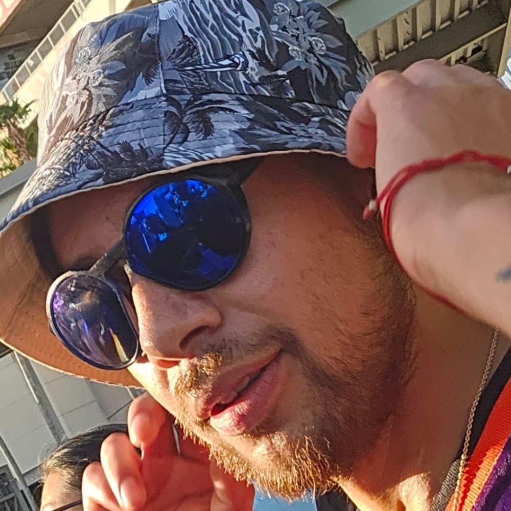 Meet your Posher, Jay